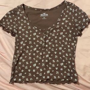 hollister button top